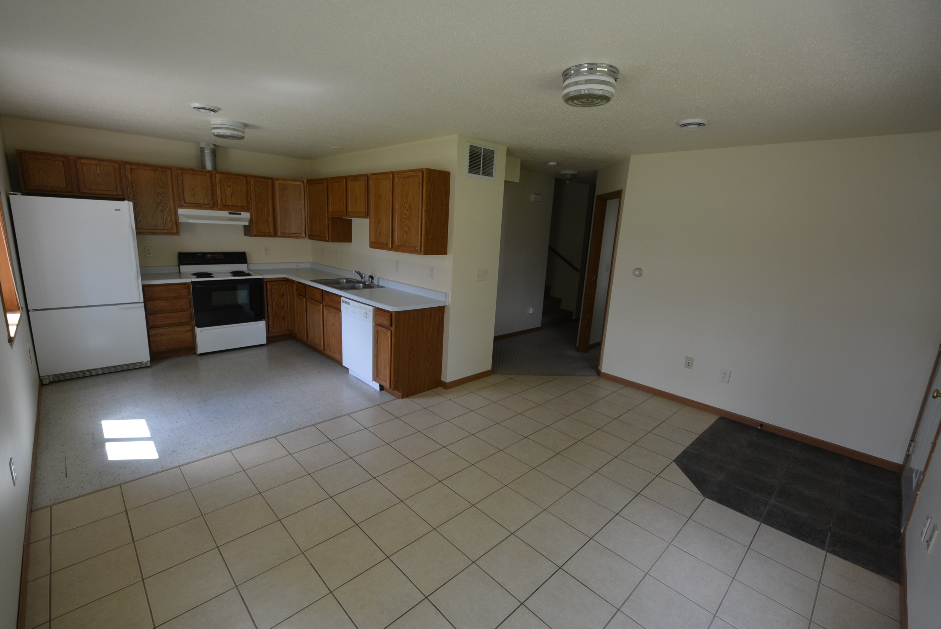 4 bedroom townhouse apartment for rent in menomonie wi